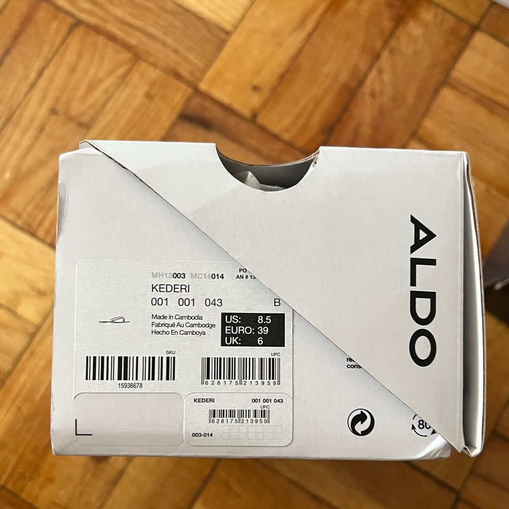 Brand new ALDO women's sandal. Kederi. size 8.5.